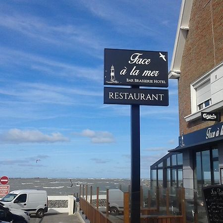 Face A La Mer Gravelines Exterior photo
