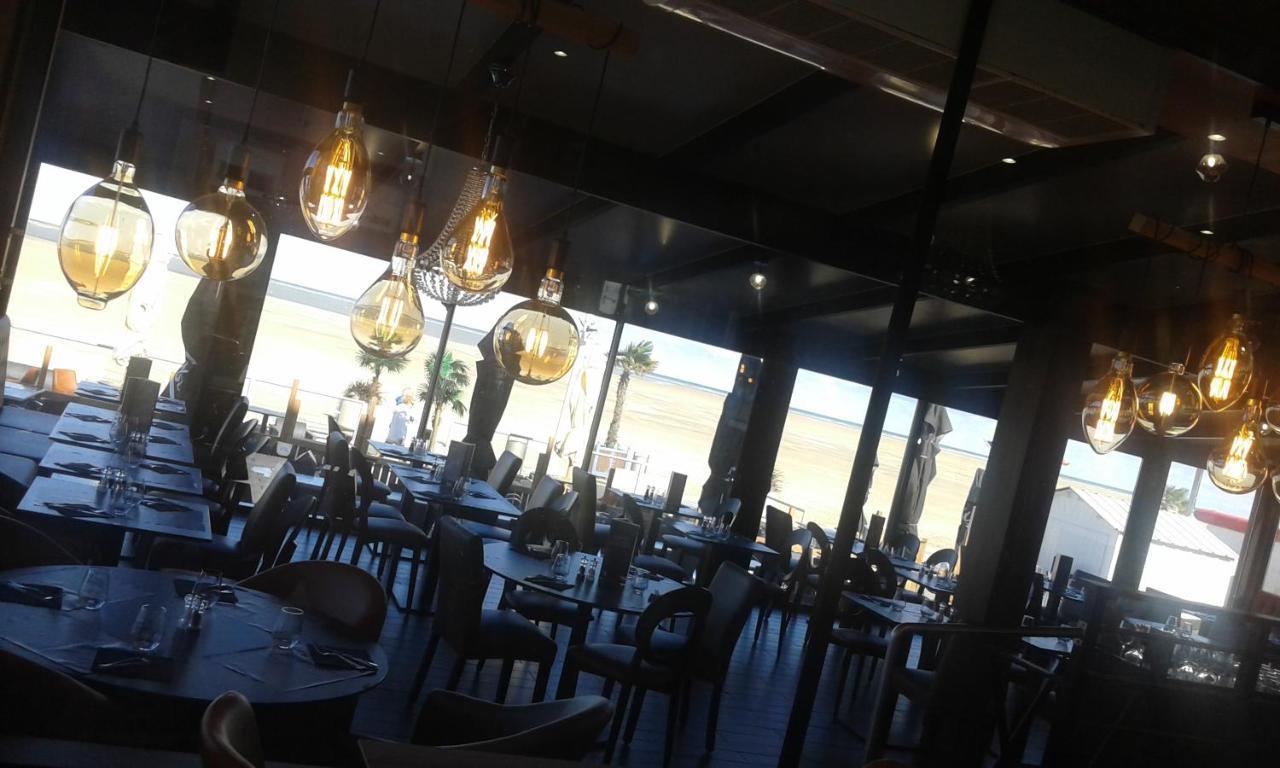 Face A La Mer Gravelines Exterior photo
